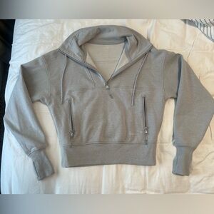 Crop sweatshirt